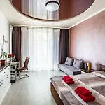 Leoapart Near Rynok Square With 2 Bedroom With Balcony Львов