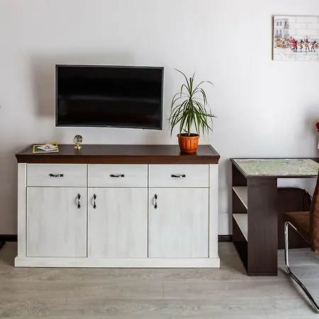 Apartment Leoapart Near Rynok Square With 2 Bedroom With Balcony