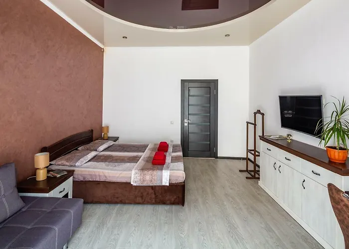 Leoapart Near Rynok Square With 2 Bedroom With Balcony Apartament