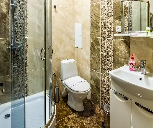 Leoapart Near Rynok Square With 2 Bedroom With Balcony