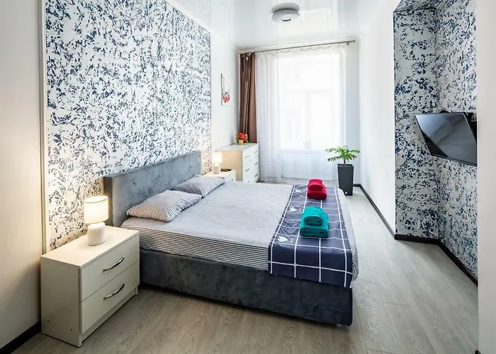 Leoapart Near Rynok Square With 2 Bedroom With Balcony