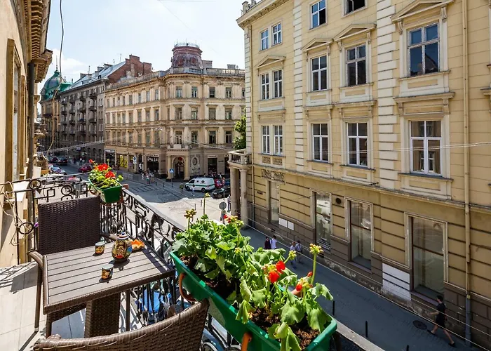 Leoapart Near Rynok Square With 2 Bedroom With Balcony * リヴィウ