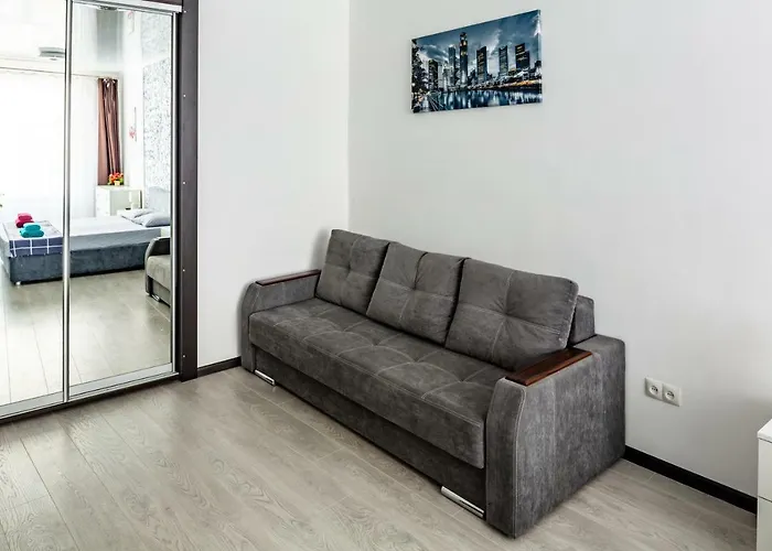 Leoapart Near Rynok Square With 2 Bedroom With Balcony * לבוב