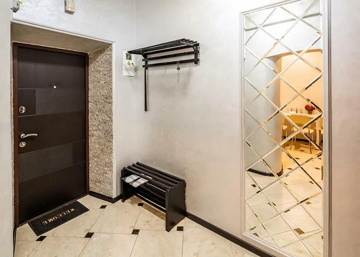 アパート Leoapart Near Rynok Square With 2 Bedroom With Balcony リヴィウ